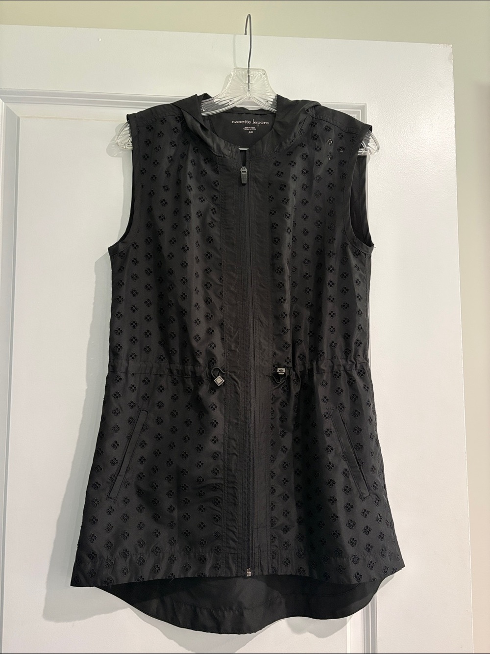 Nanette Lepore Black Lightweight Eyelet Zip Hooded Vest sz S